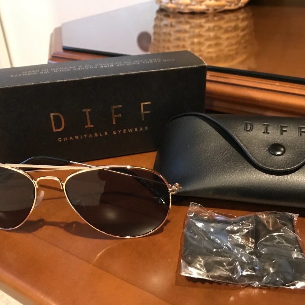 DIFF Eyewear Sunglasses